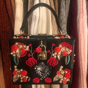 Rose detailed handbag